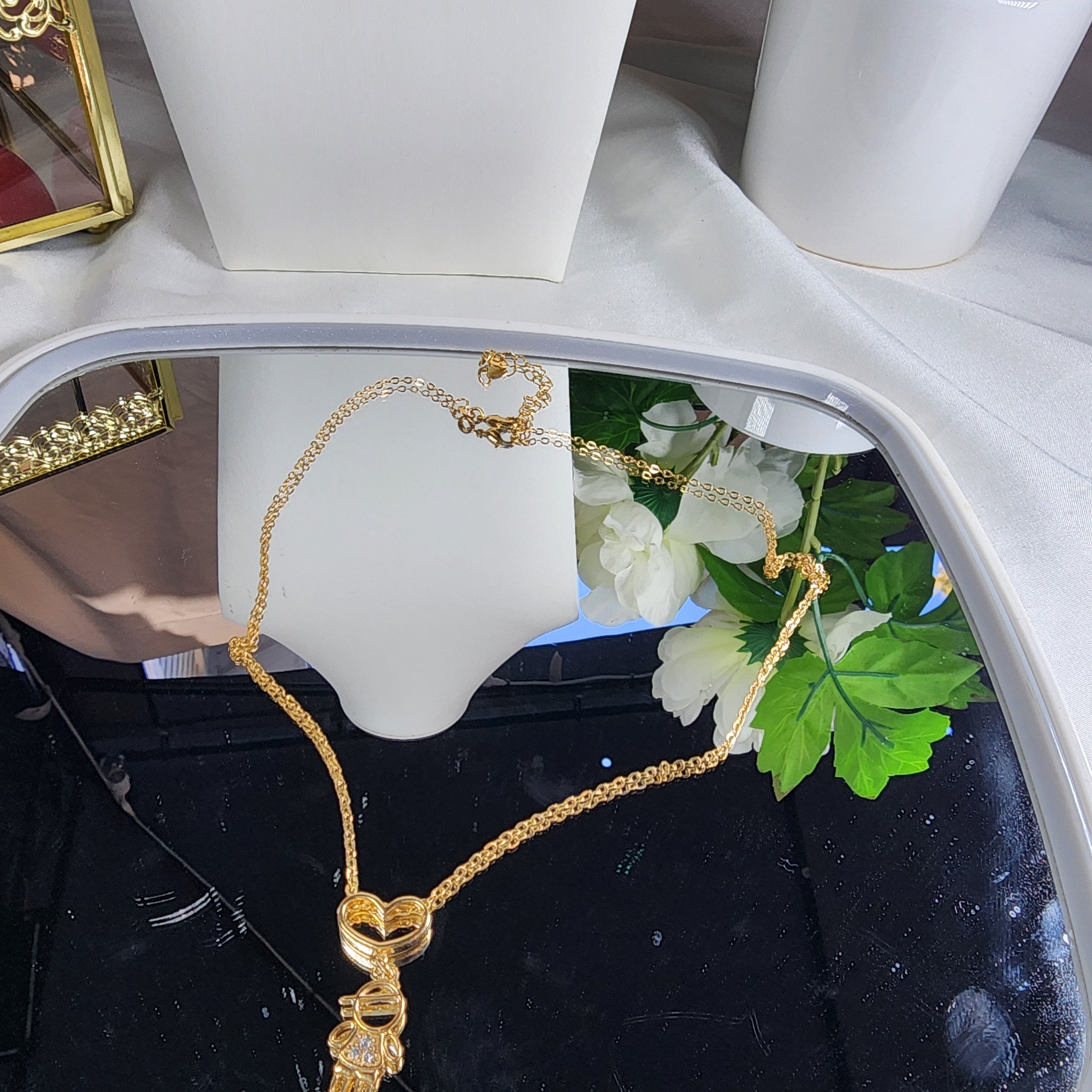 💮Choker necklace with boy pendant..📿