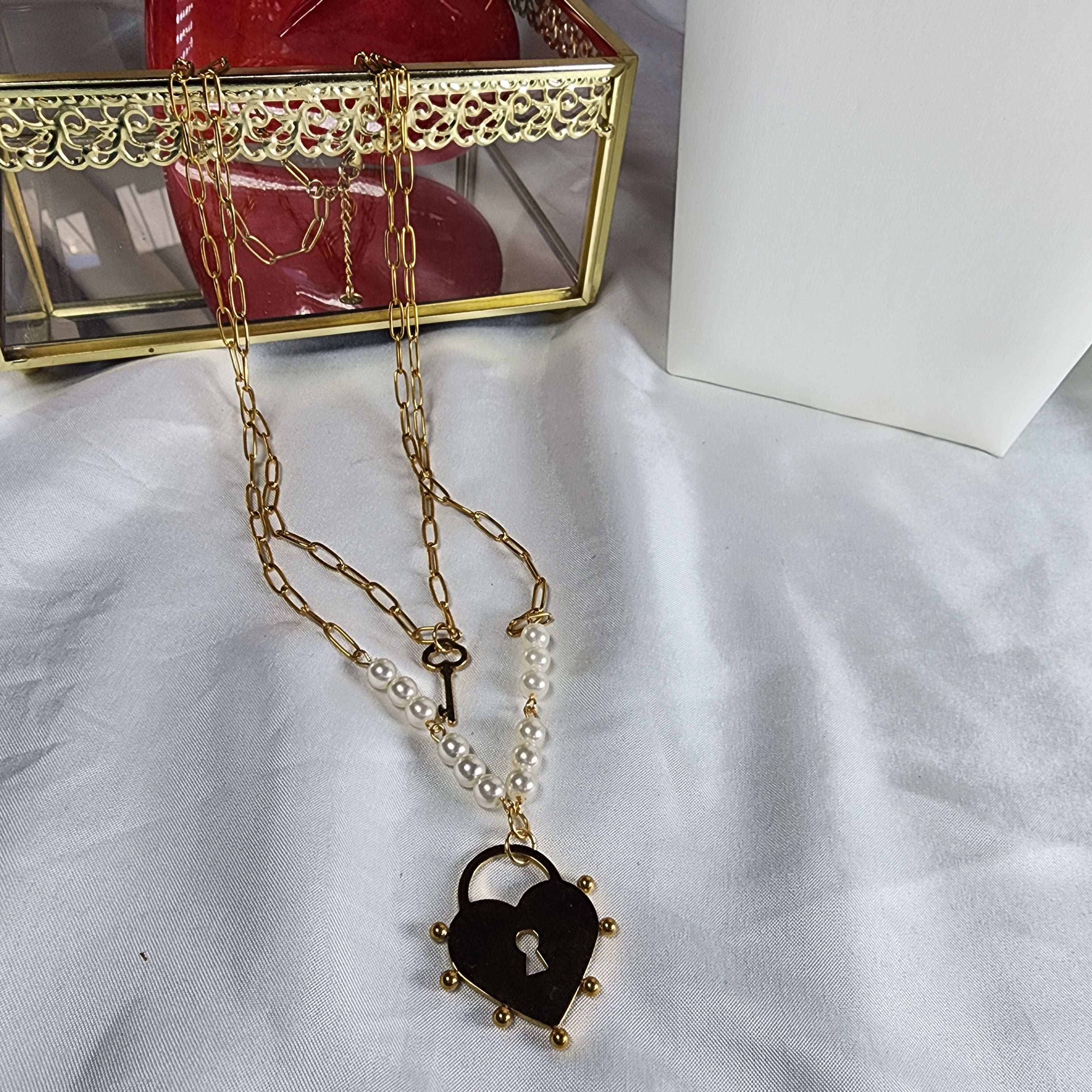 💮Collar de acero inoxidable con candado y llave en forma de corazón.📿 