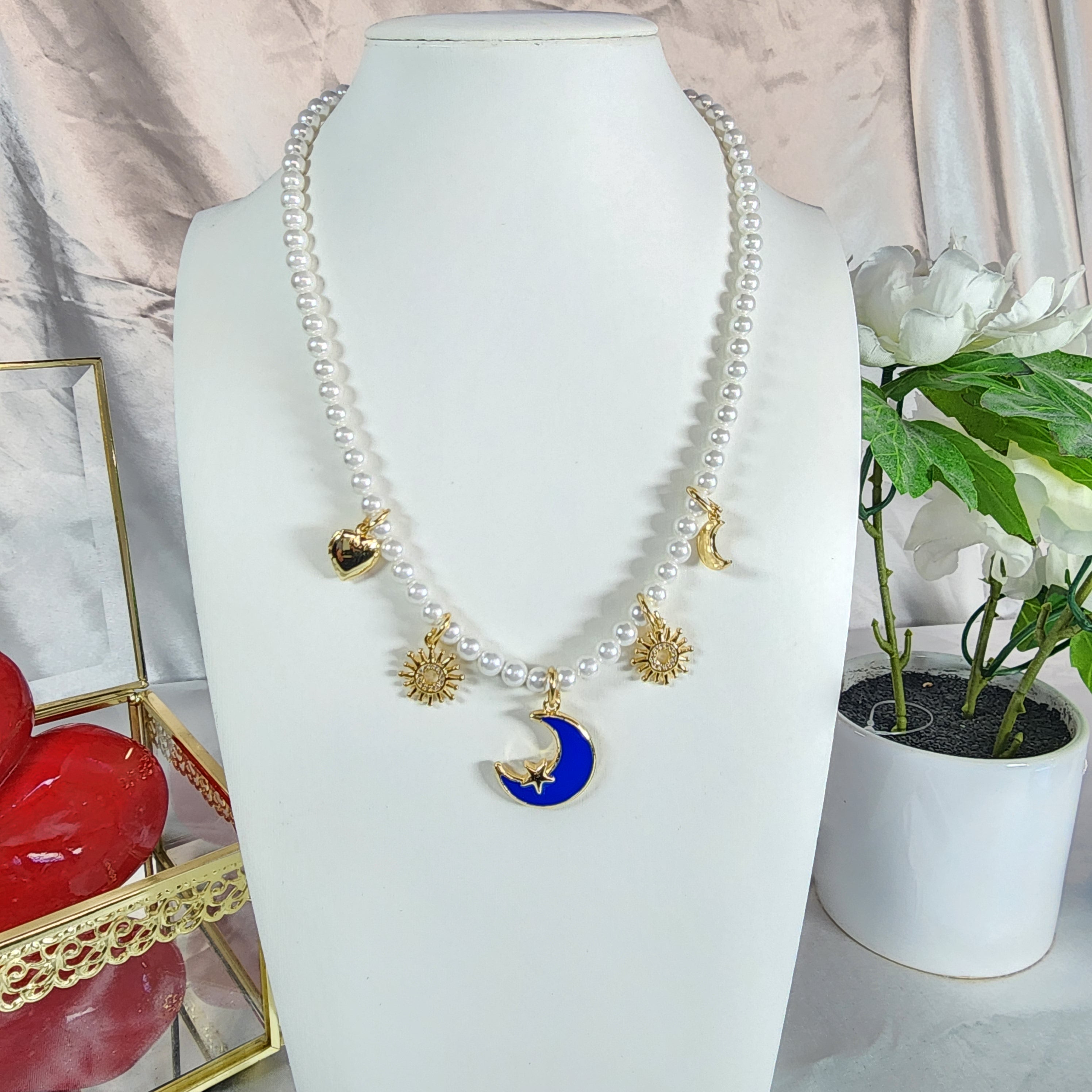 💮Blue moon pearl choker.📿