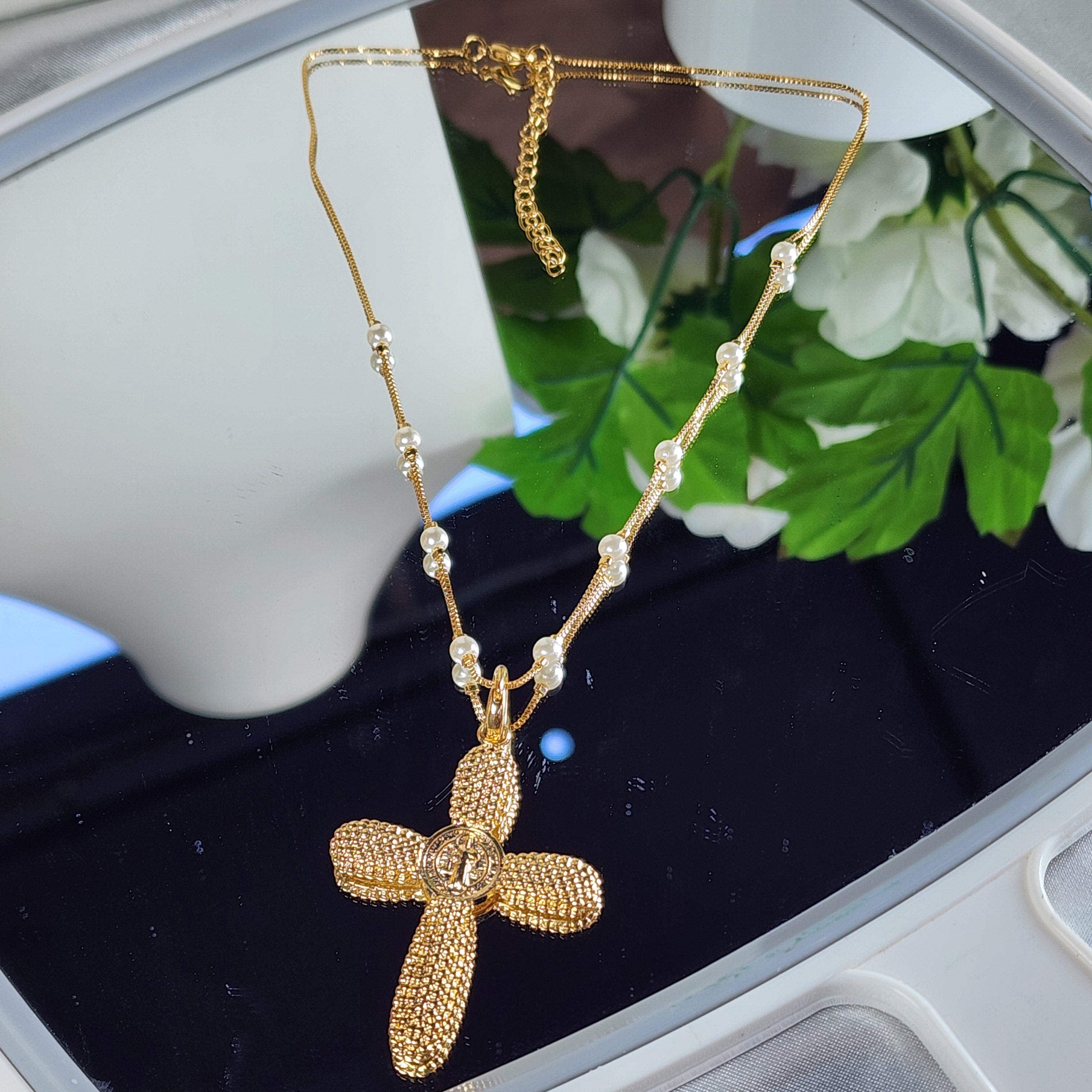 💮Pearl and cross necklace.📿