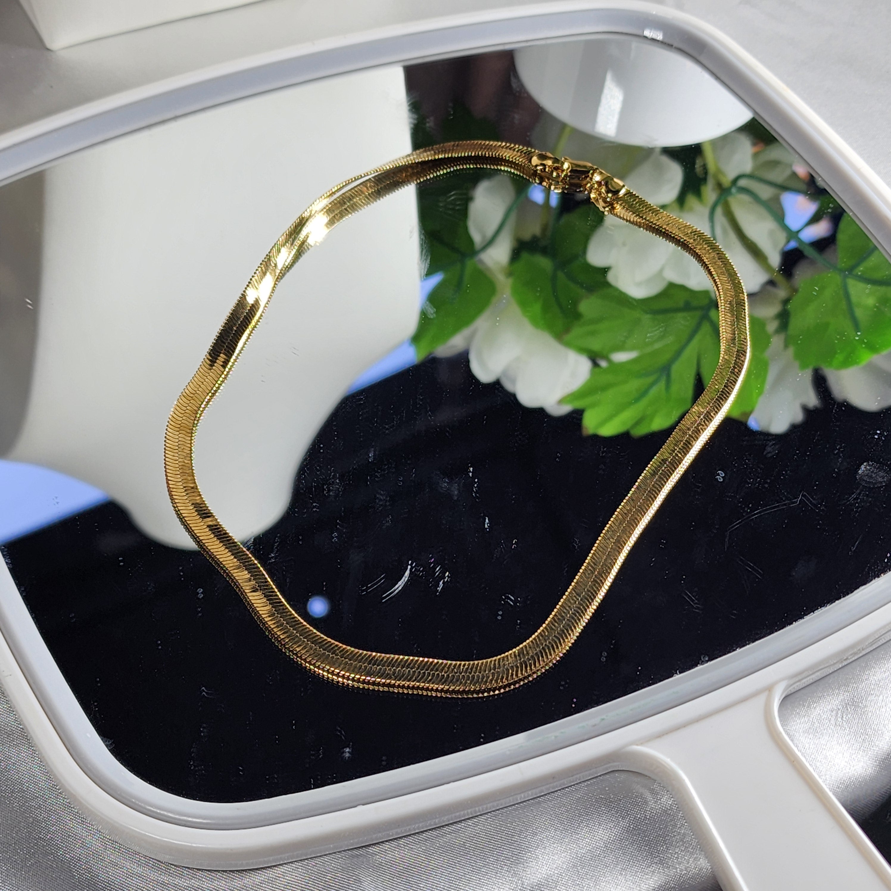 💮Vermeil herringbone choker necklace.📿