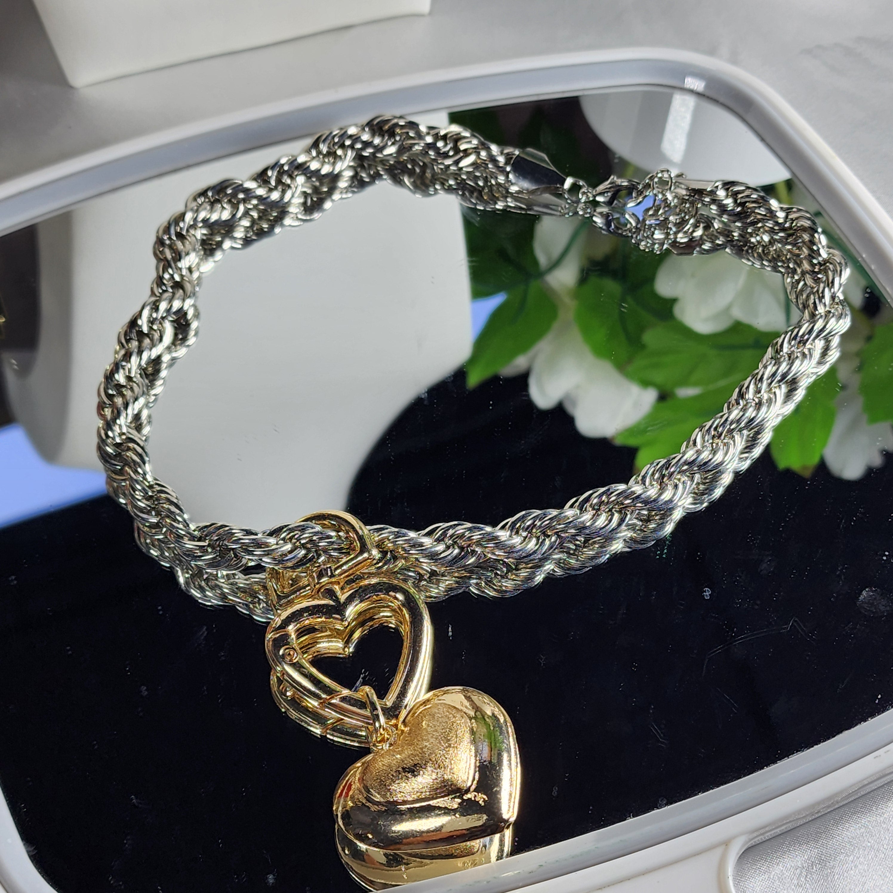 💮Heart pendant choker.📿