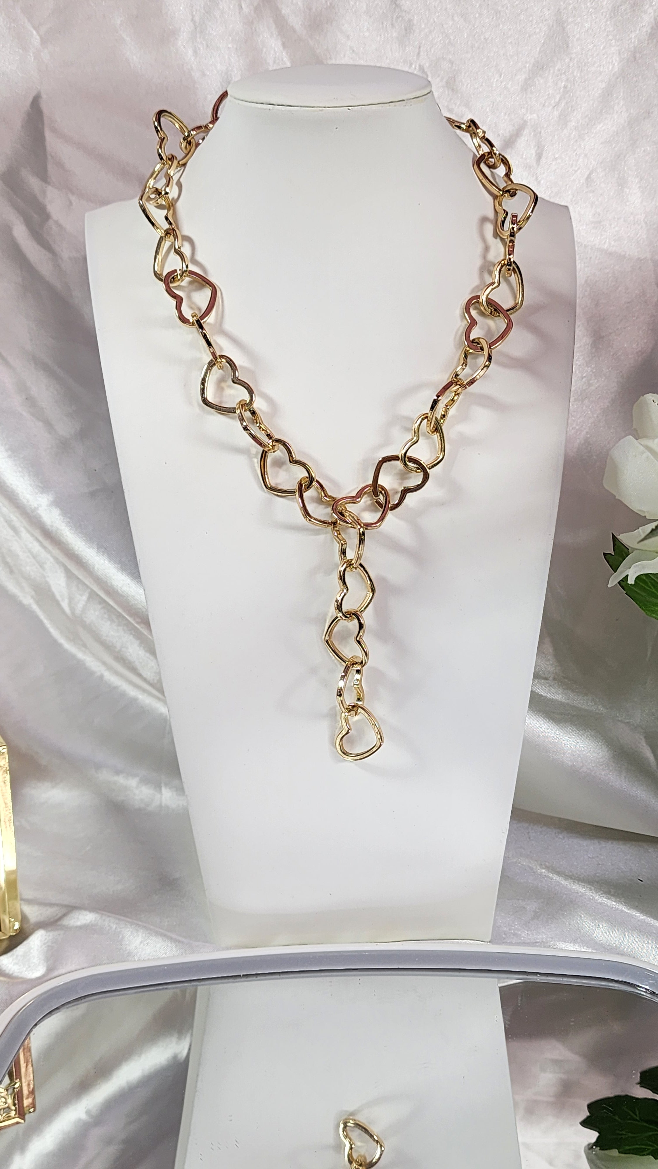 💮Heart choker necklace.📿