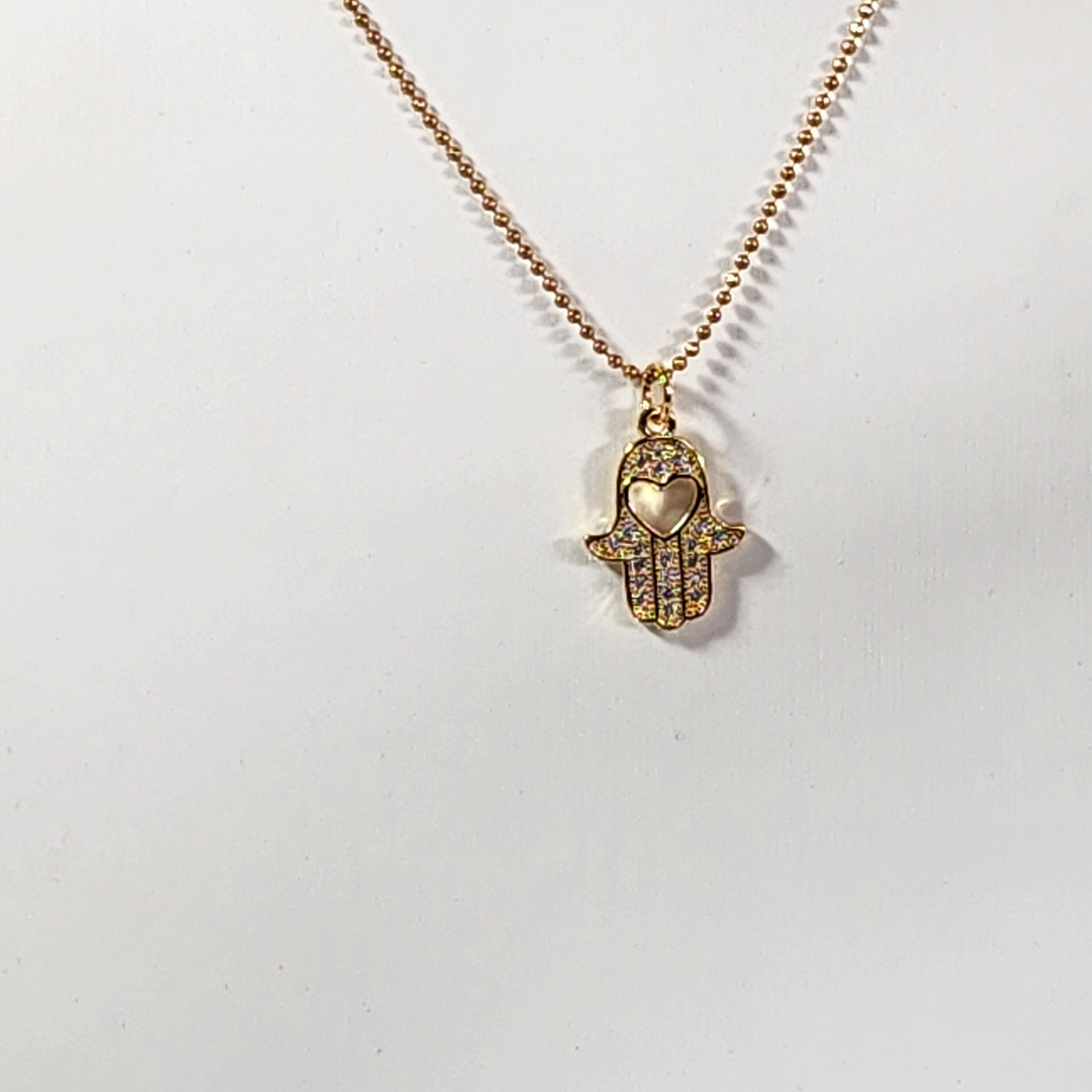 💮Hamsa choker necklace with sparkling stones against the evil eye.📿