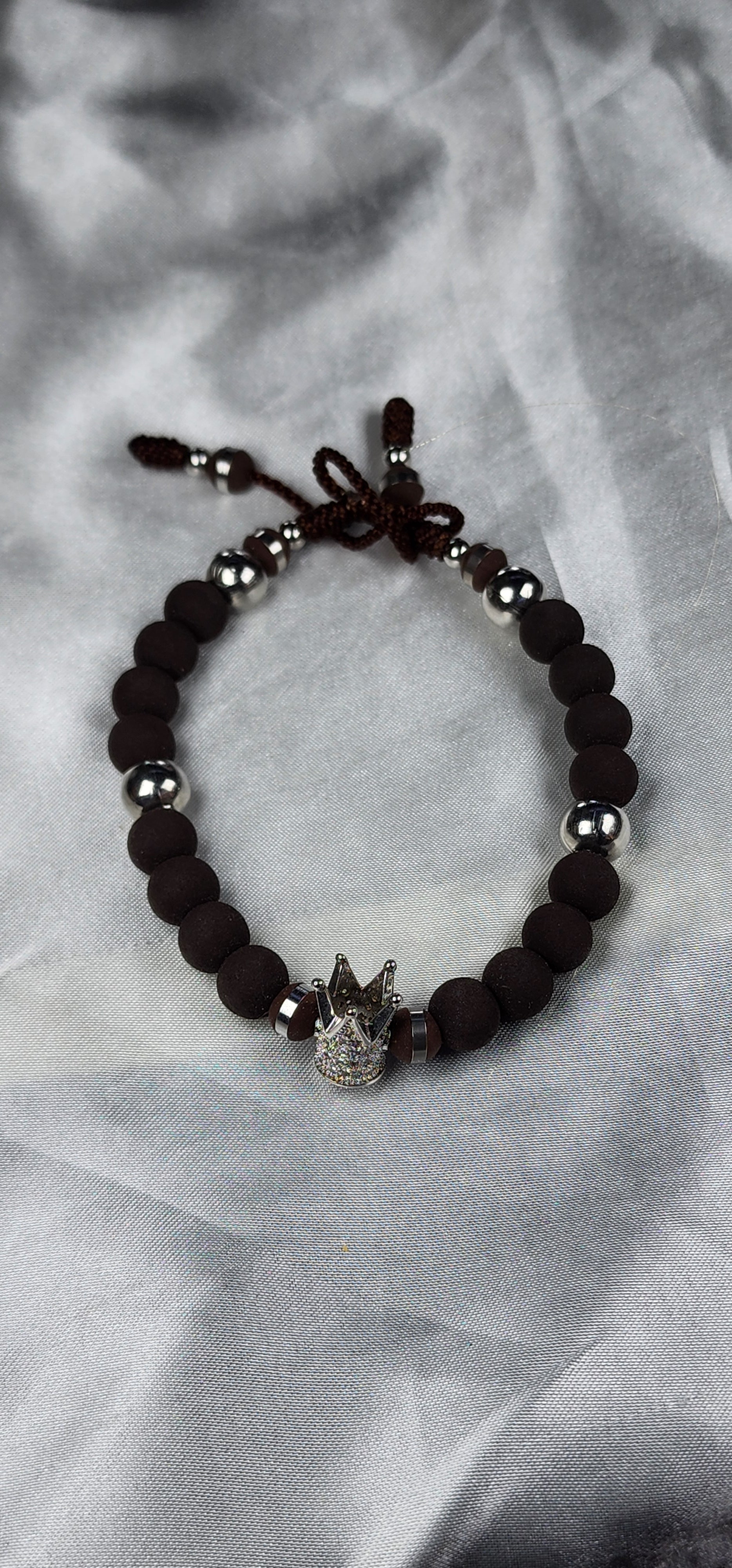 💮Religious beaded bracelets and crown bracelet.📿