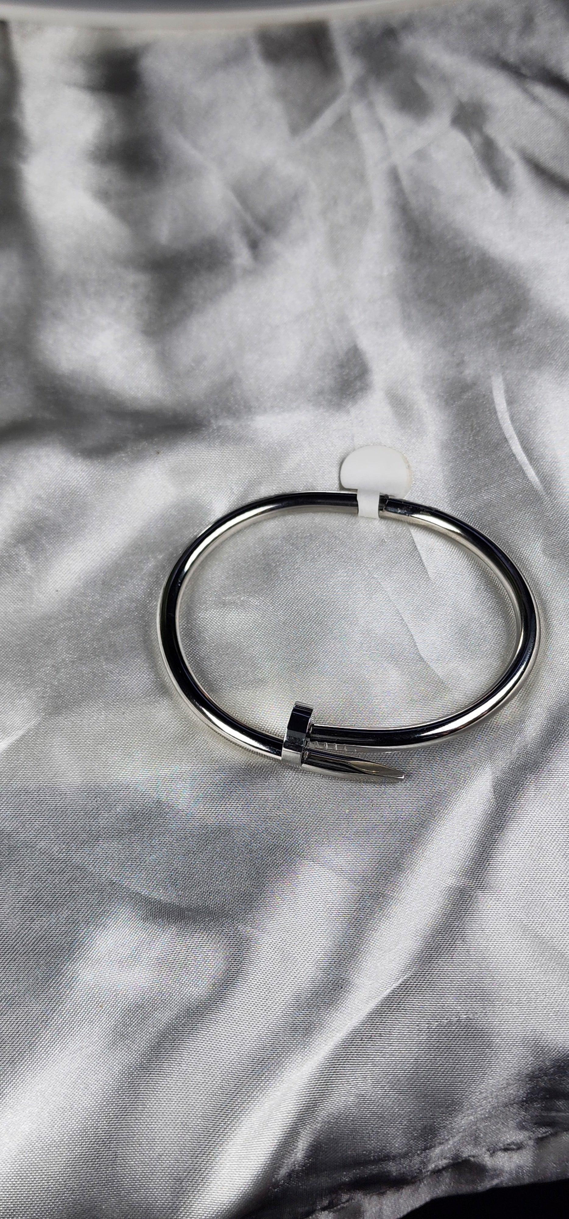 💮Cartier Nailhead Bracelet.📿