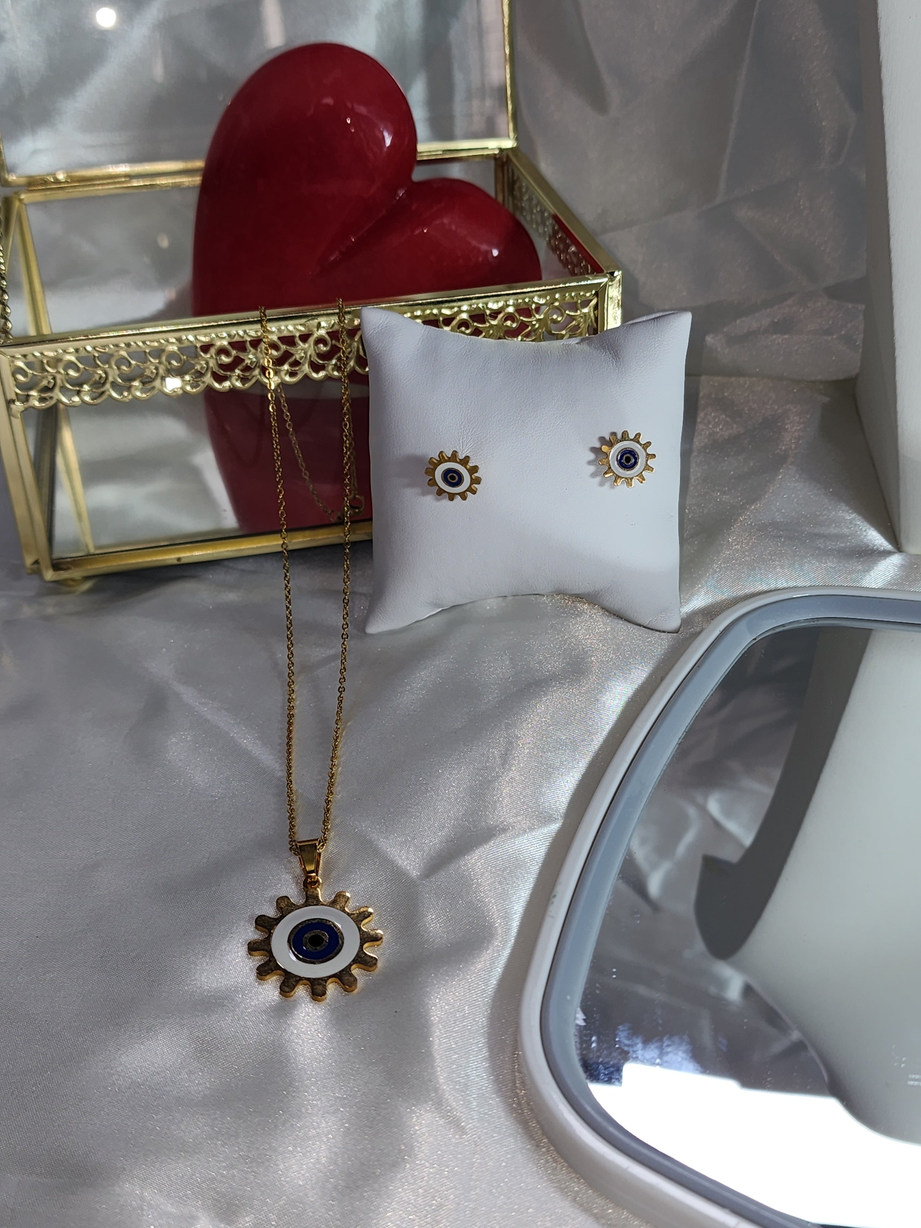 💮Blue evil eye necklace and earrings.📿