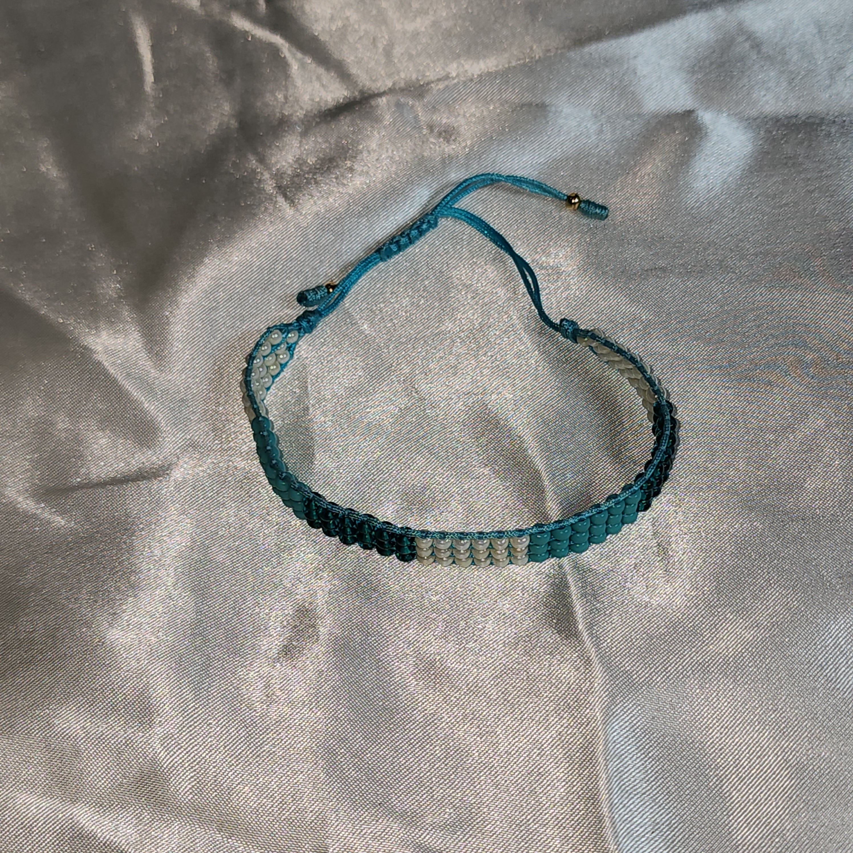 💮Handwoven bracelets.📿