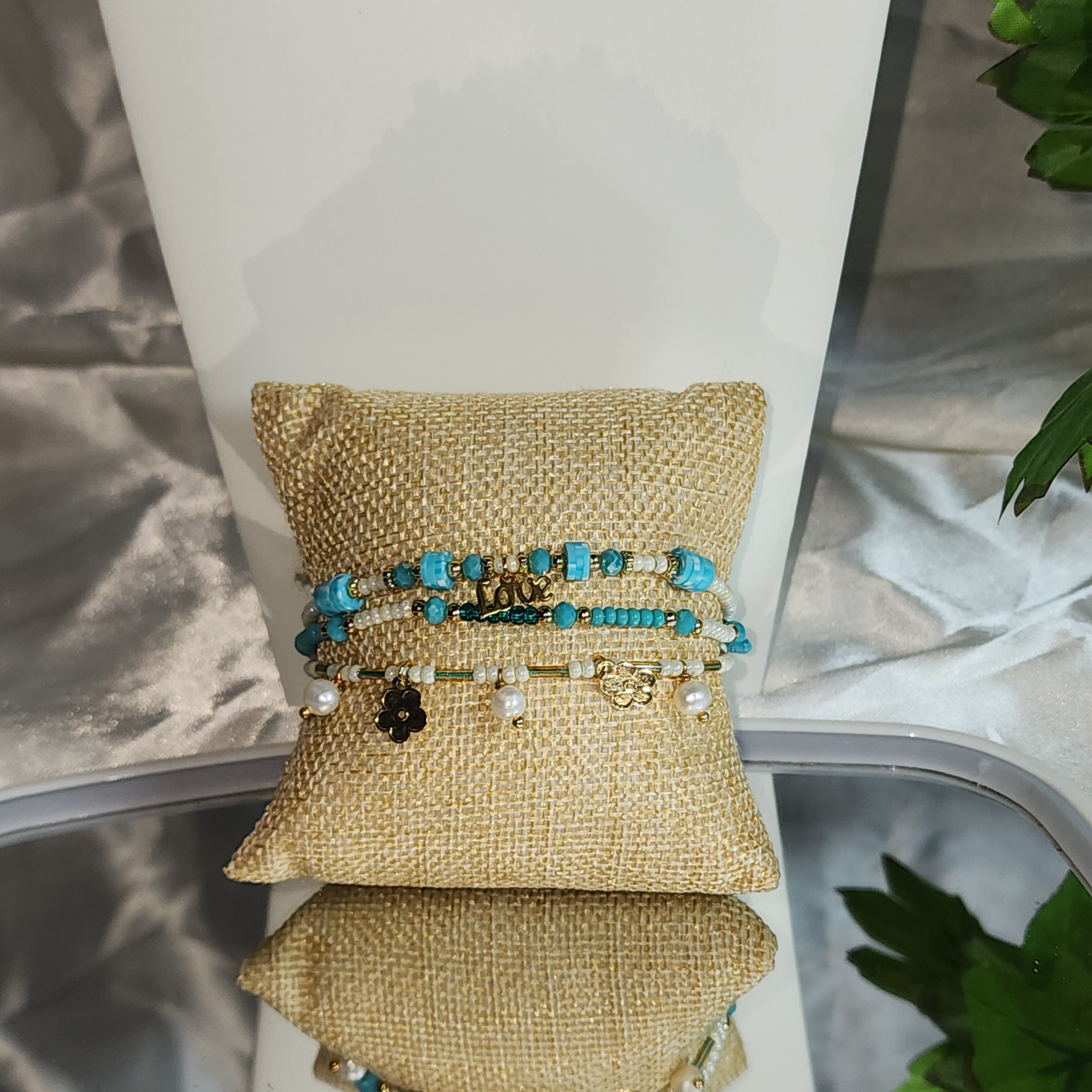 💮Handwoven bracelets.📿