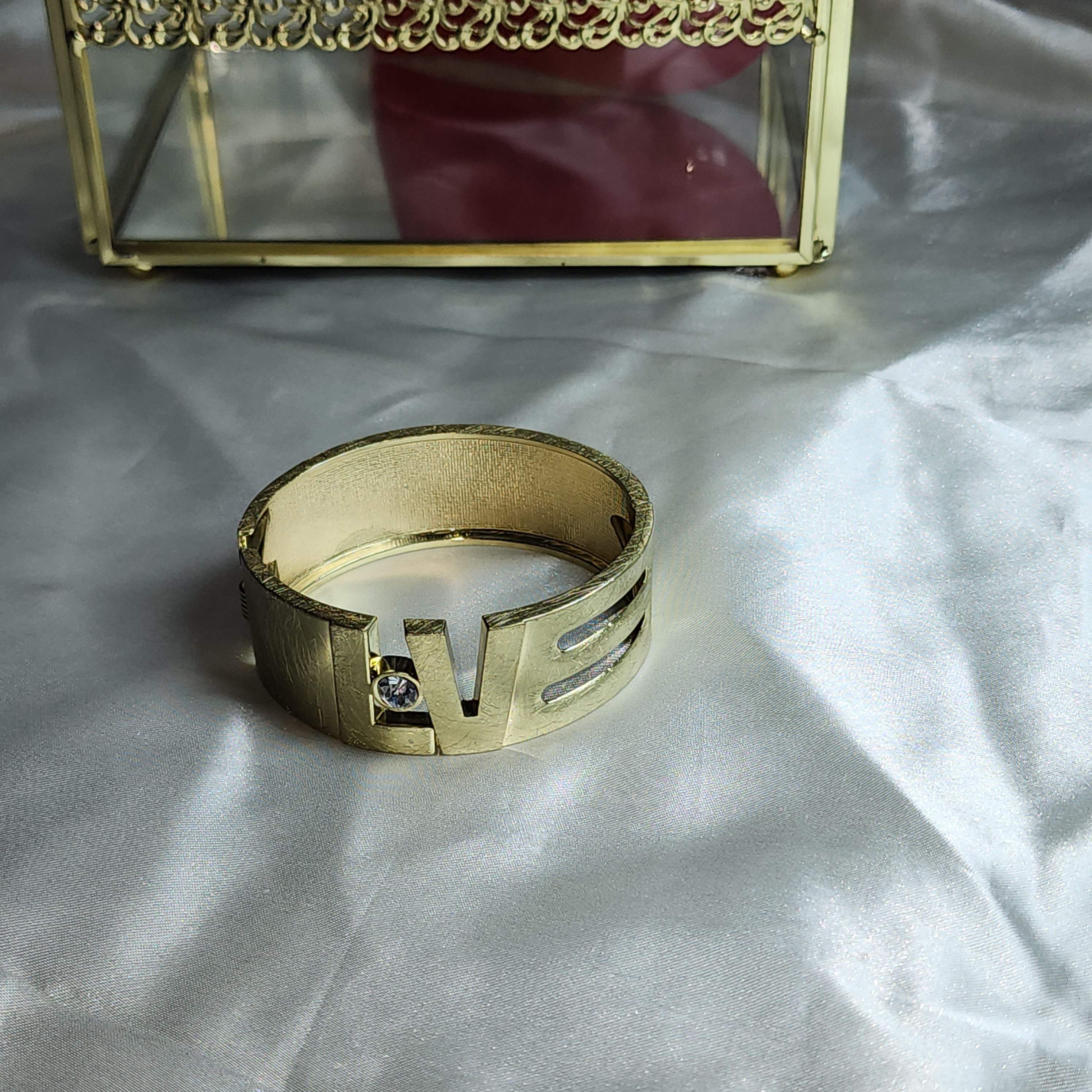 💮Beautiful Love bracelet.📿