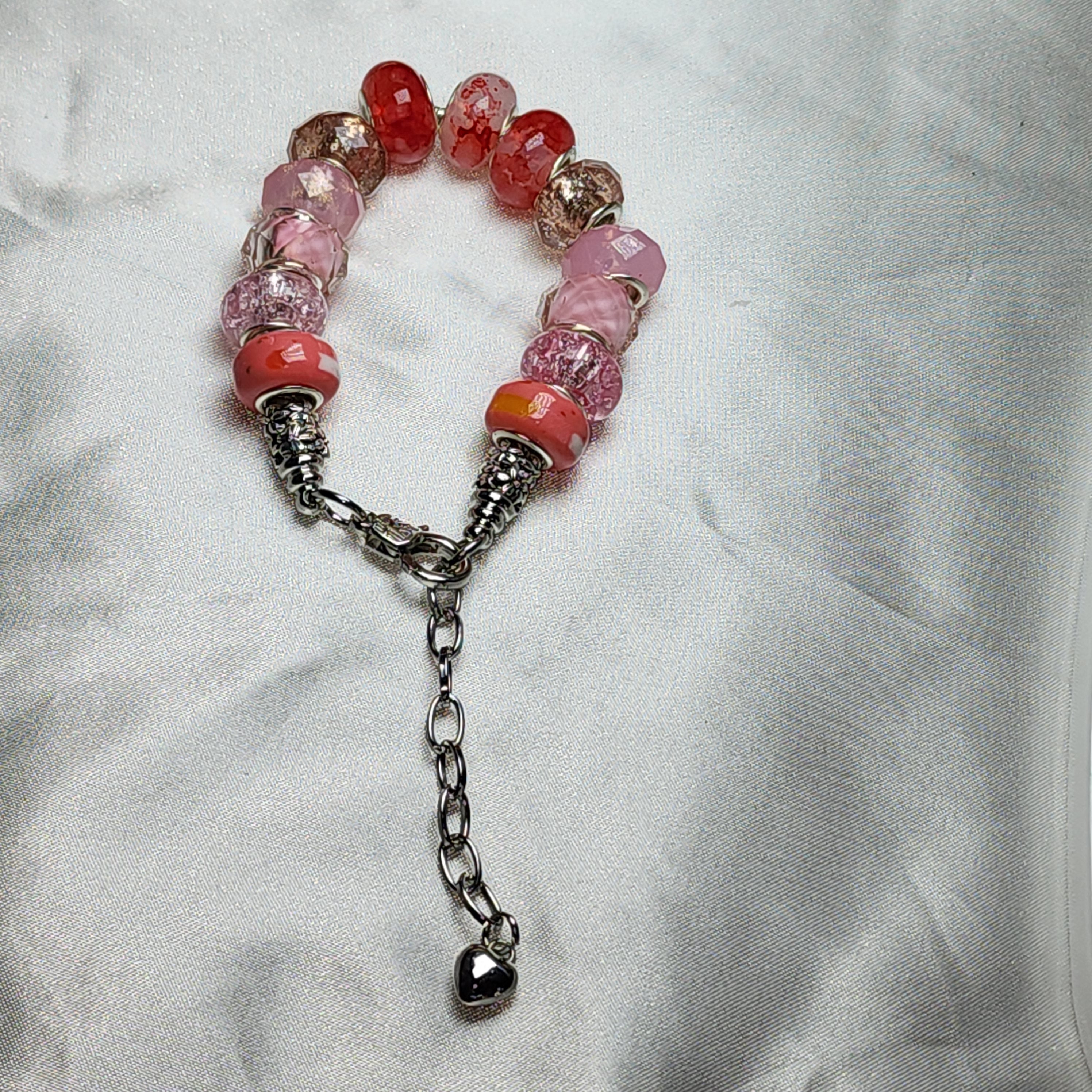💮Beautiful colorful bracelet with different designs.📿