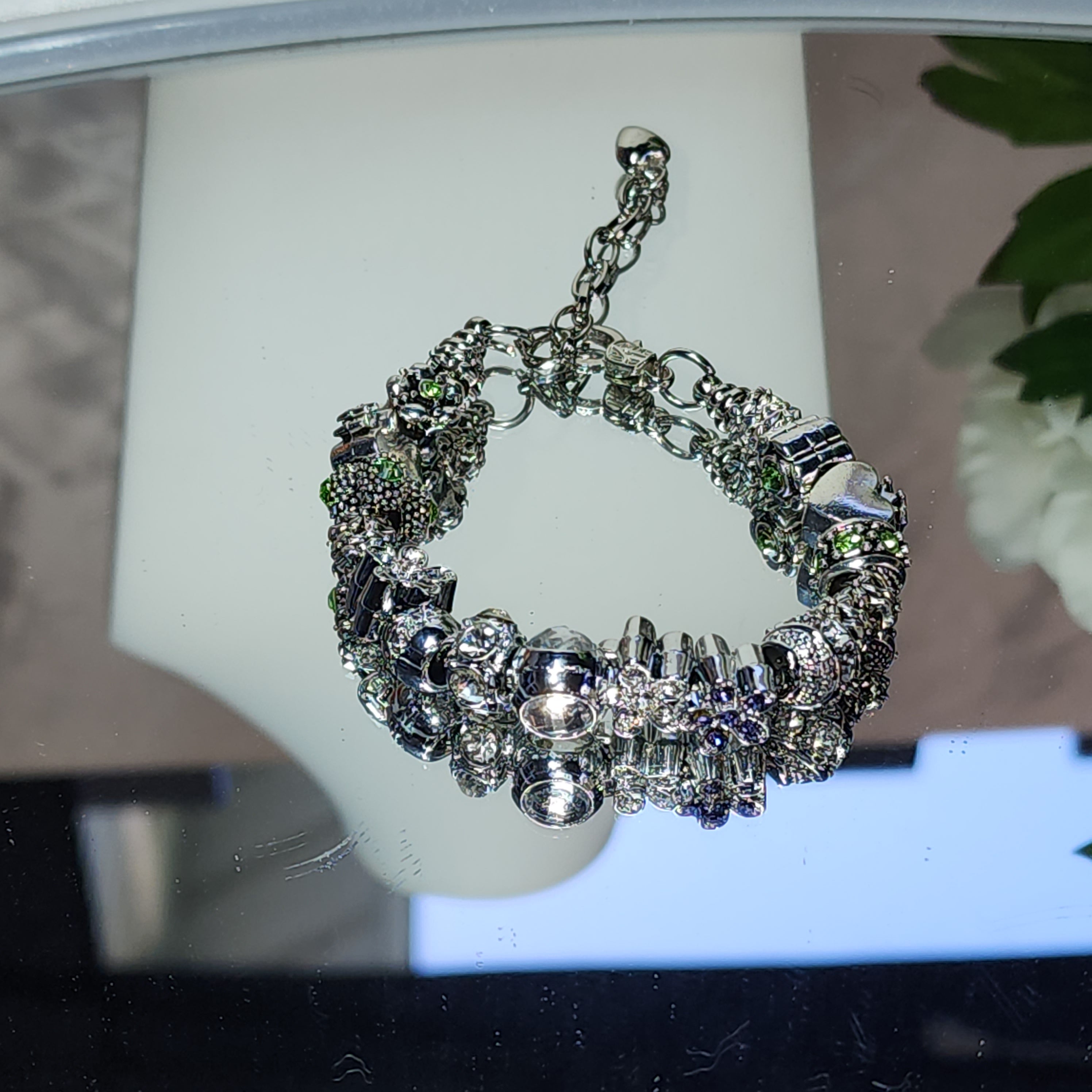 💮Beautiful colorful bracelet with different designs.📿