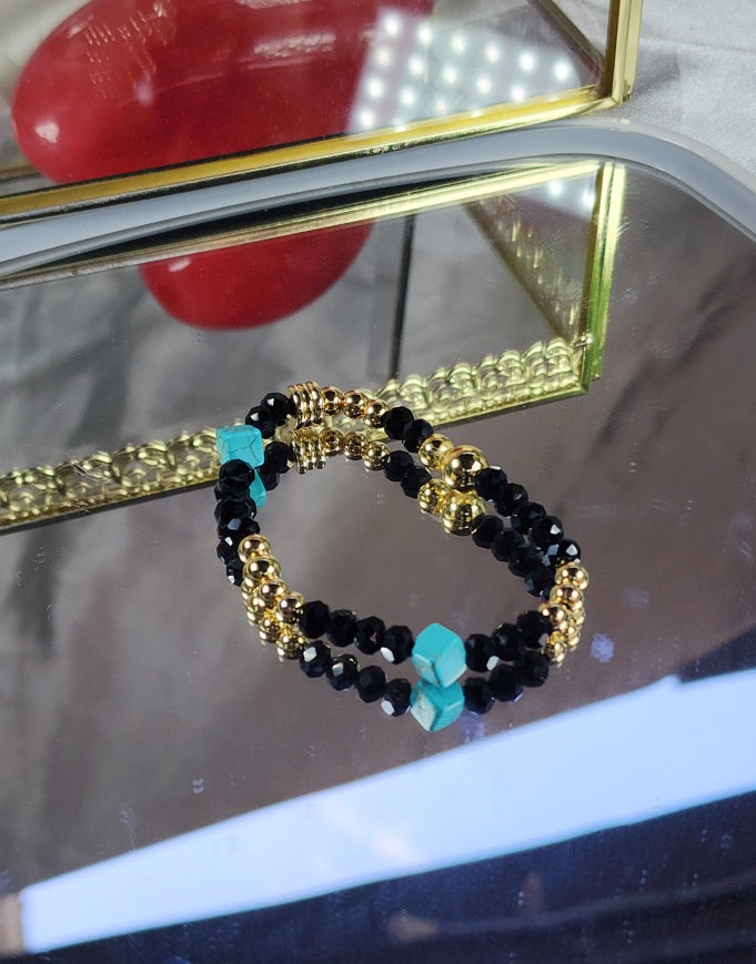 💮Beaded and natural stone bracelets.📿